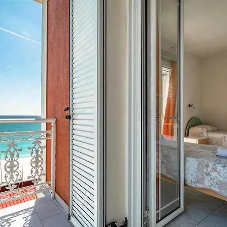 Angela Sea View 4 * Trapeza (Kefalonia)