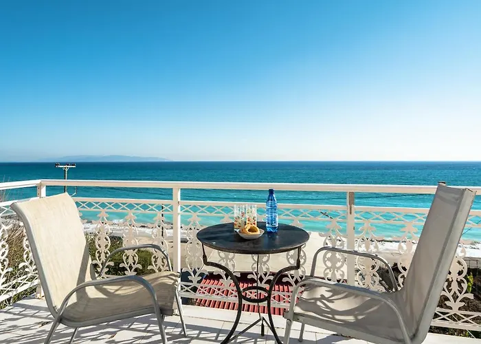 Πανσιόν Angela Sea View 4 3*